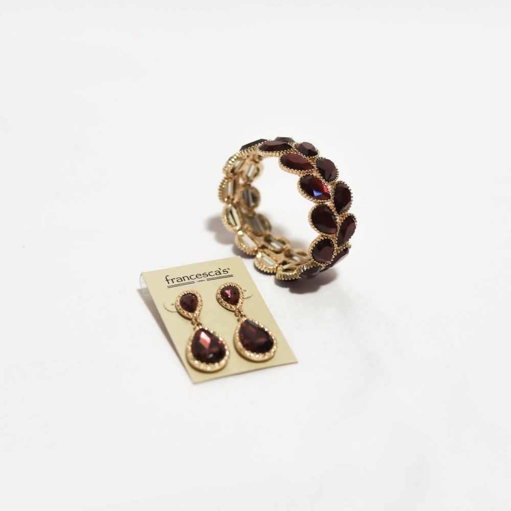 Francesca's Earrings & Stretch Bracelet